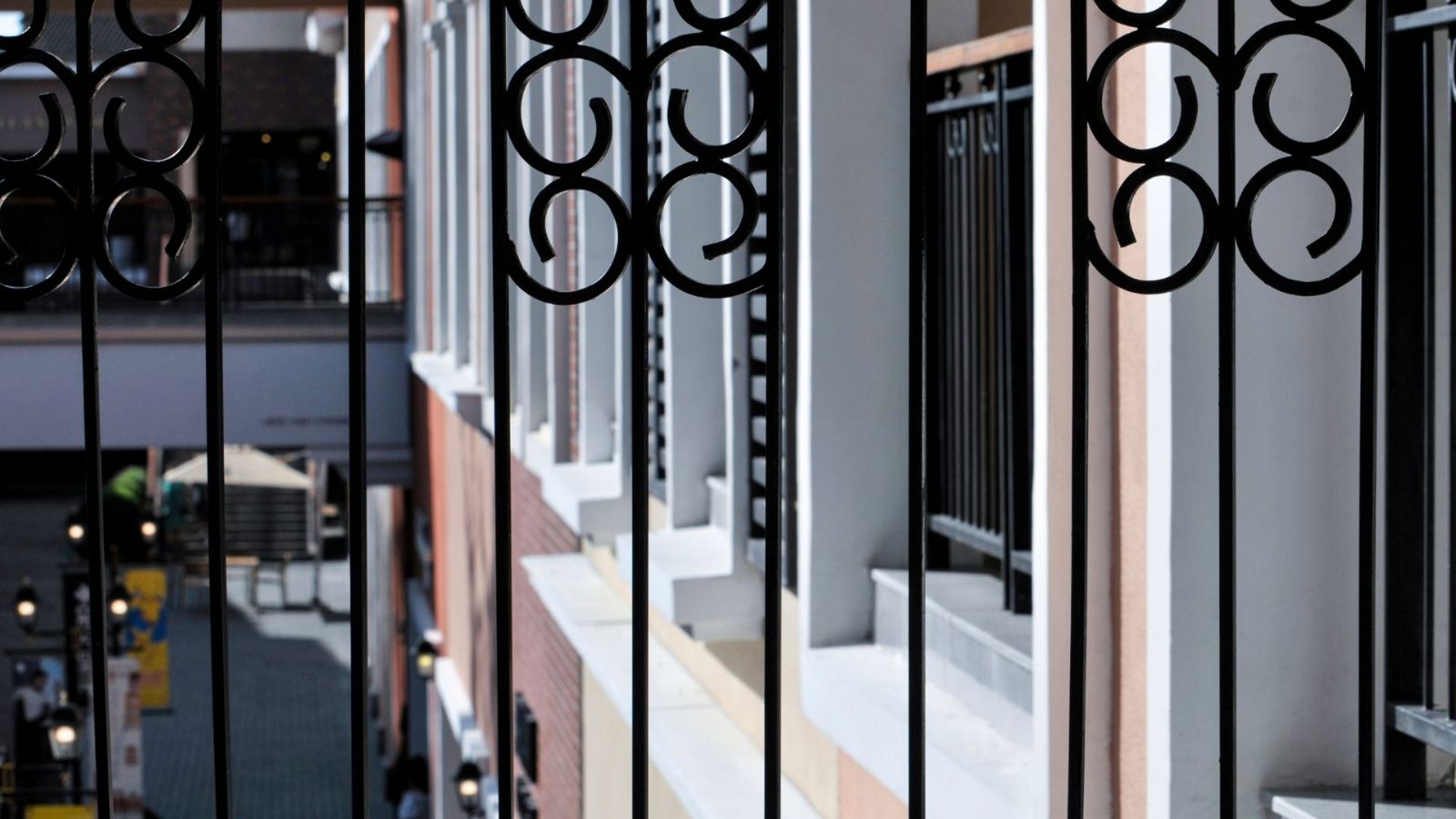 Tire Demir Pencere Korkuluğu